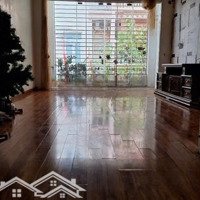 Cho Thuê Nhà Hoàng Quốc Việt Btldiện Tích55Mx 5T Đường Rộng Thông Thoáng Đầy Đủ Đh Nhà 2 Mặt Thoáng