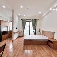 Căn Hộ Dịch Vụ Studio Ban Công Đầy Đủ Nội Thất Gần Emart Phan Văn Trị