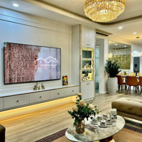 (Chính Chủ) Bán Căn Góc 3 Ngủ 2 Vệ Sinh160M2, Bc Hướng Nam, Nội Thất Xịn, Sổ Đỏ Cc. Giá Bán 12 Tỷ N04 Udic