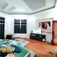Bán Nhà Phố 2 Tầng - Căn Góc 2 Mặt Tiền Khu Vip Dĩ An - Chốt Ngay Kẻo Lỡ!M