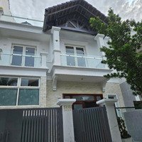 Chính Chủ Cho Thuê Nhà Biệt Thự 148M2 Phú Mỹ Hưng Quận Quận 7, Mặt Tiền 8M Giá 2500 Usd/Tháng
