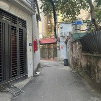 Bán Nhà Học Viện Tài Chính,Diện Tích45M X 3 Tầng, Gần Phố, Dân Xây, Nhỉnh 5 Tỷ