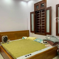 Nhà Nguyễn Văn Cừ 30M2X3T, Nhà Đẹp, Ở Ngay, Sổ Vuông Đẹp, 3.9 Tỷ 0976285499