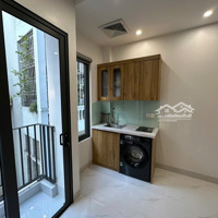 Khai Trương Ccmn. Có 2 Dạng Phòng : Studio Và 1 Ngủ 1 Khách . Khách Thích Hợp Căn Nào Cứ Alo Mình .