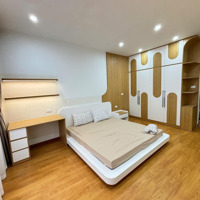 Nhà Đẹp Đức Giang - Dân Xây Chắc Chắn - Giá Siêu Yêu - Oto Đỗ Gần