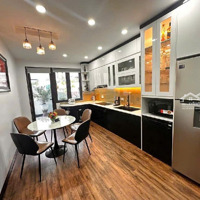 2 Thoáng View Hồ - Ô Tô Vào Nhà 5 Tầng Ô Chờ Thang Máy Tiện Ích Bạt Ngàn