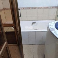 Cho Thuê 250M2 Kho Xưởng Ở Gần Mặt Nguyễn Văn Linh, Xe Công Ra Vào, Có Văn Phòng Và Chỗ Ở