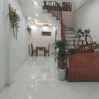 Bán nhà Trần Cung 50m2 -5 tầng, lô góc, 8 ngủ, giá 7.95 tỷ