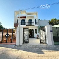 Bán Nhà Phú Lợi, Thủ Dầu Một. Gần Ngã Tư Lê Hồng Phong. 3P Ngủ, 2 Vệ Sinh Sân Ôtô,...