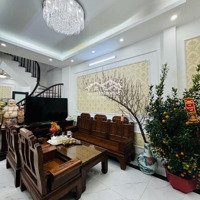 Phân Lô Mặt Phố Nguyễn Thái Học, Vỉa Hè, Ô Tô Tránh, Kinh Doanh, 40M2, Dân Xây, Ở Ngay, Chỉ 8 Tỷ