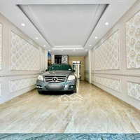 Giải Phóng - Phân Lô Ô Tô Vào Nhà - 7 Tầng Thang Máy - Mới Tinh - Trước Nhà Thoáng - Full Nội Thất