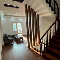 Cho thuê nhà Mặt Phố Lô Góc Kinh Doanh Phố Trần Cung, 50m2, 5 tầng, 5 ngủ ( cho làm CHDV)