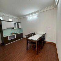 Cho thuê nhà Mặt Phố Lô Góc Kinh Doanh Phố Trần Cung, 50m2, 5 tầng, 5 ngủ ( cho làm CHDV)