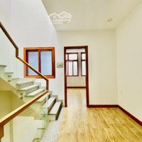 Nhà Đẹphẽm Xe Hơi47M2 3 Lầu Lý Thường Kiệt Tân Bình 6.9 Tỷ