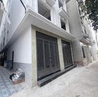 Nhà Cách Cầu Hữu Hoà Chỉ 100M, Cầu Bươu, 37M 5 Tầng Ô Tô Lùi Cửa 3.85 Tỷ