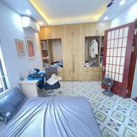 Bán nhà phố Đại La-Hai Bà Trưng kinh vỉa hè kinh doanh ô tô 50m2x5 tầng, sổ đỏ 15.2 tỷ