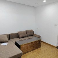 Cho Thuê Căn Tâp Thể Đh Thủy Lợi, Phố Chùa Bộc. 3 Phòng Ngủ 100M2. Nhận Nhà Ngay. Giá Thuê 12 Triệu/Th