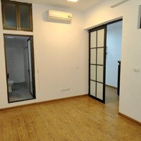 Cho Thuê Căn Tâp Thể Đh Thủy Lợi, Phố Chùa Bộc. 3 Phòng Ngủ 100M2. Nhận Nhà Ngay. Giá Thuê 12 Triệu/Th