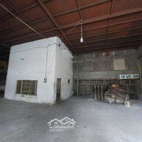 Thuê Kho Xưởng Quận 7Diện Tích250M2 Có Sẵn Văn Phòng, Wc, Pccc Chuẩn