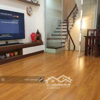 Tôi Cần Bán Căn Nhà Phân Lô Phố Trần Quốc Hoàn/ Cầu Giấy