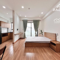 Khai Trương Căn Hộ Ban Công - Cửa Sổ Ngay Vincom Phan Văn Trị