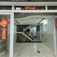 Bán gấp nhà 2MT HXH Phan Đình Phùng, Q. Tân Phú.