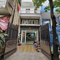 Bán gấp nhà 2MT HXH Phan Đình Phùng, Q. Tân Phú.