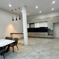 Việt Hưng - Biệt Thự Sân Vườn 175M2 - Full Đồ - 30 Triệu/Th