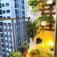 Bán Nhanh Căn Hộ 3 Ngủ, Căn Góc, 86M2, View Hồ. Giá Bán 5 Tỷ. Ngoài Ra Có Căn 2 Ngủ, 69M2, Giá Bán 3.5 Tỷ.