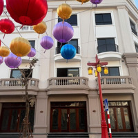 Bán Căn Góc Shophouse 3 Mặt Tiền Vinhomes Móng Cái Đối Diện Công Viên Trung Tâm Giá 4.X Tỷ - Sẵn Sổ