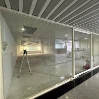 Chính Chủ Cho Thuê Văn Phòng 132M2, 210M2, 317M2 Mặt Tiền Đường Trường Sơn, P. 4, Quận Tân Bình