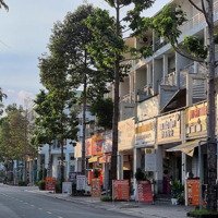 Cơ Hội Đầu Tư Nhà Đẹp 441M Mặt Phố Lý Thái Tổ - Trung Tâm Thành Phố Mới Bình Dương .