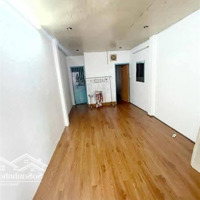 Nhà 35,68 M2, 3 Tầng 3 Pn 3 Wc, Trần Đình Xu. 5,35 Tỷ