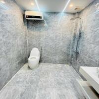 Bán gấp nhà đẹp Trương Công Giai 5 tầng 36m2 gần phố, nhà đẹp full nội thất ở ngay