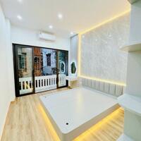 Bán gấp nhà đẹp Trương Công Giai 5 tầng 36m2 gần phố, nhà đẹp full nội thất ở ngay