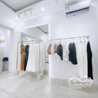 Cho Thuê Nhà Mặt Phố Phố Huế, 38 Triệu -Mặt Tiền4,5M - 60M2, Giá Tốt!