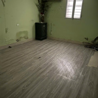 Cho Thuê Kho Tường Xây Tại 214 Nguyễn Xiển, Tân Triềudiện Tích300M2, Ngõ Rộng 2 Xe Tải Tránh, 25 Triệu.