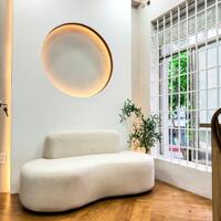  CHO THUÊ CĂN HỘ 1PN ĐẦY ĐỦ NỘI THẤT VỚI CỬA SỔ TO SẠCH SẼ GIÁ HỮU NGHỊ NGAY CỘNG HÒA