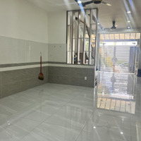 Chính Chủ - Cho Thuê Nhà Thoáng Mát Rộng Rãi - 1 Trệt - 2 Lầu - 4 Pn - 4Wc