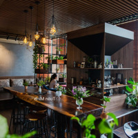 Đẹp! Lô Góc Nhà Mặt Phố Hàng Nón. Diện Tích 40M2 X 3 Tầng. Cực Đông Khách Du Lịch Qua Lại.