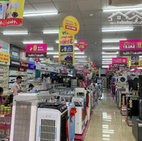 Siêu Phẩm! Cho Thuê Nhà Mặt Phố Nguyễn Trãi, Diện Tích 300M2 X 2 Tầng. Mặt Tiền 12M.