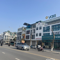 Bán Gấp Nhà Phân Lô Ao Sào Vị Trí Đẹp Khu Vực Trung Tâm Quận Hoàng Mai Diện Tích 75M 22 Tỷ.