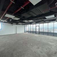 Cho thuê văn phòng đường 30/4 hải châu đà nẵng góc 2 mặt tiền diện tích trên 200 m²