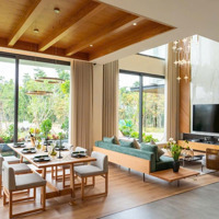 Bán Biệt Thự Ven Hồ , Cạnh Đại Học Quốc Gia Hà Nội , 260M2 Giá Hơn 13 Tỷ