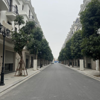 Bán Căn Liền Kề Phân Khu Sao Biển Gần Mega, Gần Công Viên