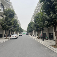 Bán Căn Liền Kề Phân Khu Sao Biển Gần Mega, Gần Công Viên