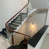 Bán Nhà Đường 8M Nguyễn Văn Vịnh 4 X 22M 3 Lầu 5 Pn Full Nội Thất + Nhà Mới Ở Liền Giá Bán 10 Tỷ/Tl
