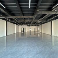 Cho thuê văn phòng đường 30/4 hải châu đà nẵng góc 2 mặt tiền diện tích trên 200 m²