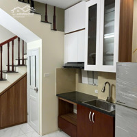 Cực Hiếm Khu 28B Điện Biên Phủ 8.2 Tỷ Nhà 5 Tầng Mới Đẹp Cách Đúng 5M Ra Đường Ô Tô Tránh Đỗ