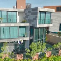 Bán Căn Biệt Thự 468M2 View Sông Ven Biển Đà Nẵng - Dòng Tiền 100 Triệu/Tháng, Sổ Hồng Lâu Dài